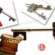 Chìa Khóa Khui Bia - Key Bottle Opener