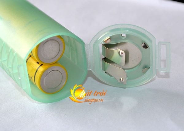 adapter-chuyen-doi-2-pin-tieu-aa-thanh-pin-dai-d_3