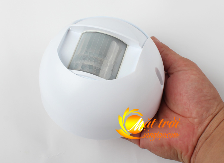 Chó điện tử REX-10 Chó điện tử REX-10