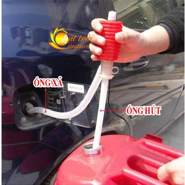 Dụng cụ hút xăng dầu ra vào bình xăng ô tô bóp tay_1