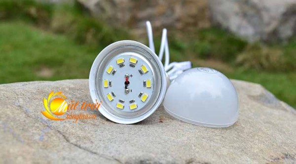 Bong den led 5W cam USB day dai co cong tac_6