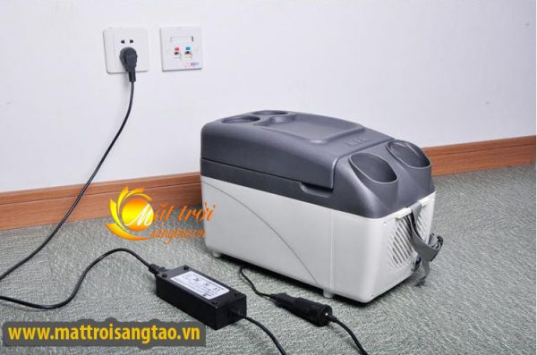 adapter-doi-nguon-220vac-12vdc-5a-60w-cam-tau-cham-thuoc-o-to_7