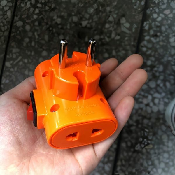 phich-cam-chia-3-o-da-nang-camry_8